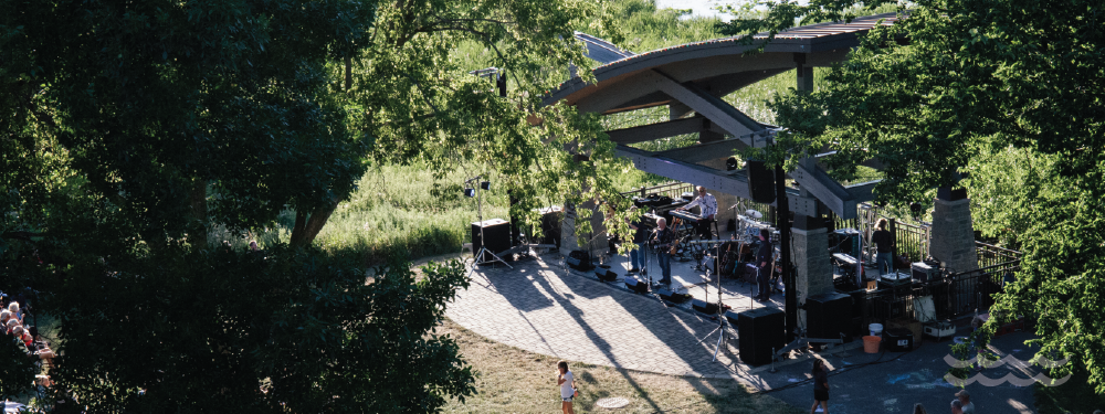 Victoria Concert in the Park